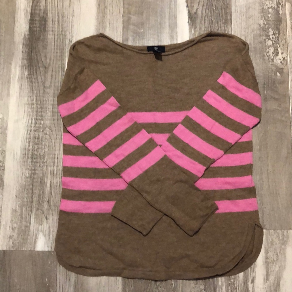 GAP brown & pink striped sweater 💝